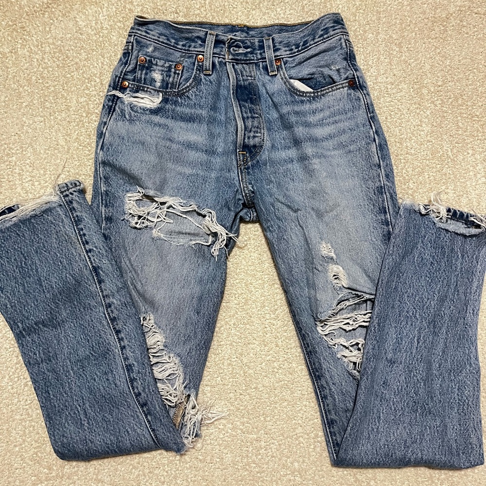 Distressed Levi Jeans